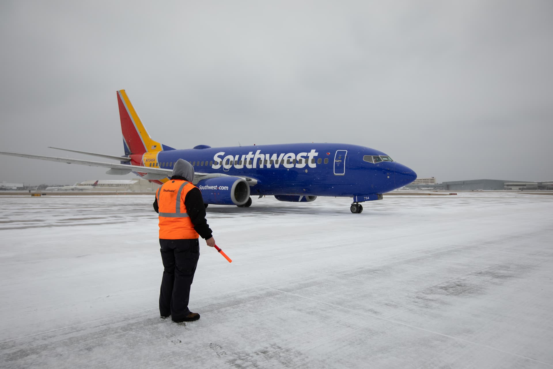 Southwest Airlines' Bold Bet: Can They Really Get You Home for the Holidays After Their Infamous Meltdown?