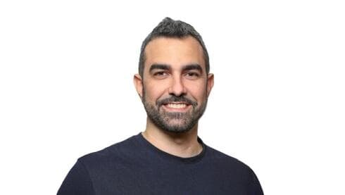 Why Your Marketing Plan Is Obsolete by Q2: The AI Speed Revolution